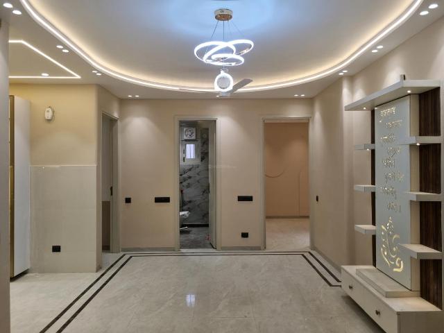 3 BHK Independent Builder Floor in Mahavir Enclave for resale New Delhi. The reference number is 20233260