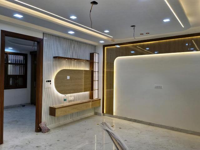 3 BHK Independent Builder Floor in Mahavir Enclave for resale New Delhi. The reference number is 20233502