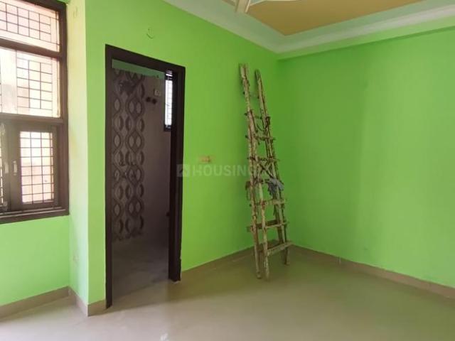 3 BHK Independent Builder Floor in Mahavir Enclave for resale New Delhi. The reference number is 20500396