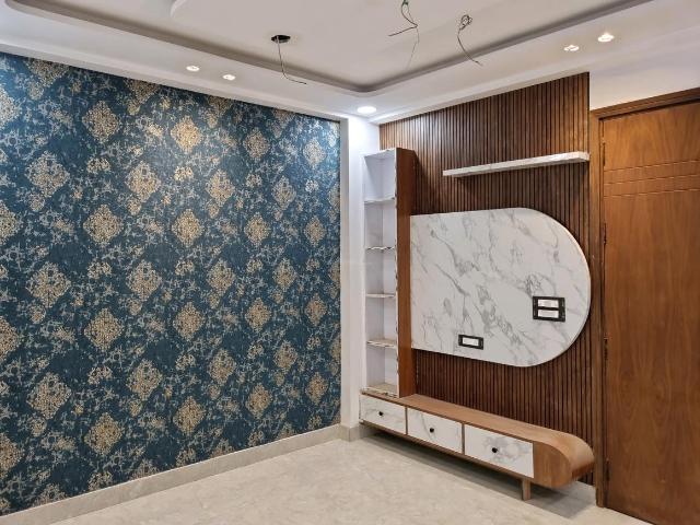 3 BHK Apartment in Sector 1 Dwarka for resale New Delhi. The reference number is 20759038