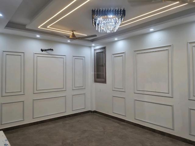 3 BHK Independent Builder Floor in Mahavir Enclave for resale New Delhi. The reference number is 20716959