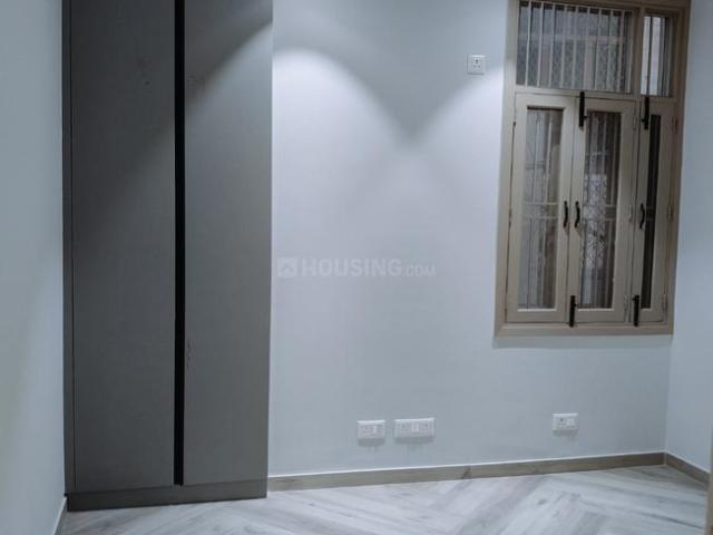 3 BHK Independent Builder Floor in Mahavir Enclave for resale South West Delhi. The reference number is 17647479