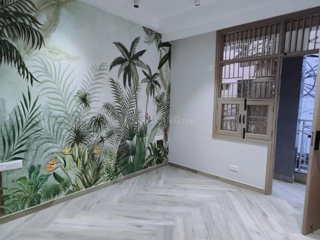 3 BHK Independent Builder Floor in Mahavir Enclave for resale South West Delhi. The reference number is 17647566