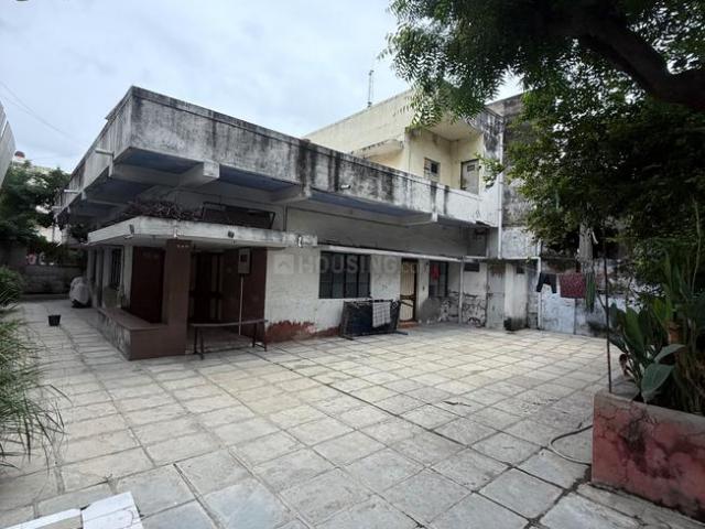 3 BHK Independent Builder Floor in Maninagar for resale Ahmedabad. The reference number is 17940748