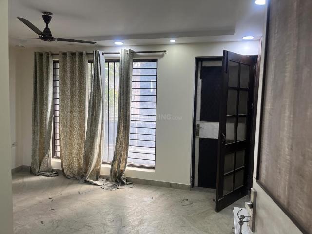 3 BHK Independent Builder Floor in Mansarover Garden for rent New Delhi. The reference number is 19768037