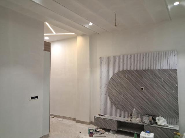 3 BHK Independent Builder Floor in Mansarover Garden for rent New Delhi. The reference number is 20898113
