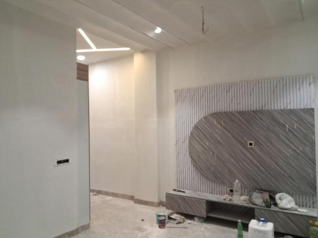 3 BHK Independent Builder Floor in Mansarover Garden for resale New Delhi. The reference number is 20898099