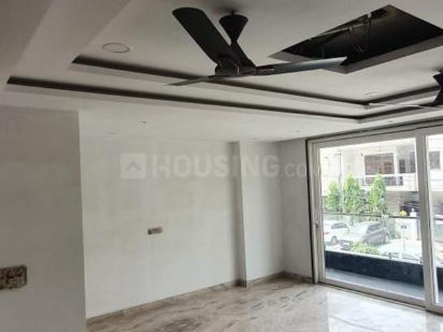 3 BHK Independent Builder Floor in Mansarover Garden for resale New Delhi. The reference number is 8624279