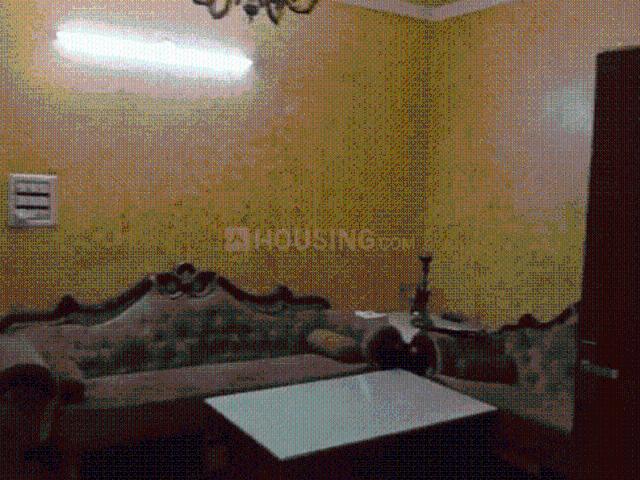3 BHK Independent Builder Floor in Mayur Vihar Phase 1 for resale New Delhi. The reference number is 20033308