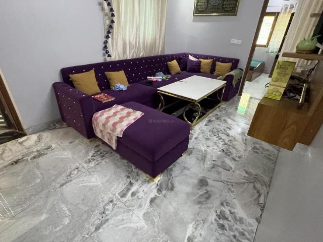 3 BHK Independent Builder Floor in Mayur Vihar Phase 1 for resale New Delhi. The reference number is 20182303