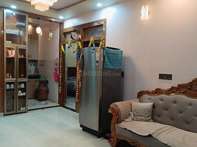 3 BHK Independent Builder Floor in Mayur Vihar Phase 3 for resale New Delhi. The reference number is 20343852