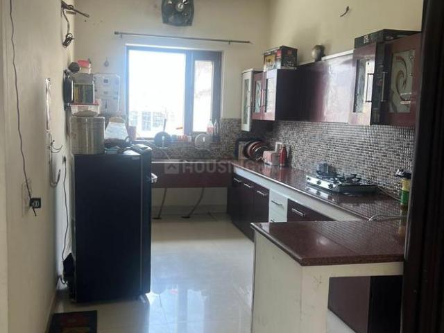 3 BHK Independent Builder Floor in Model Town for rent Bathinda. The reference number is 17721568