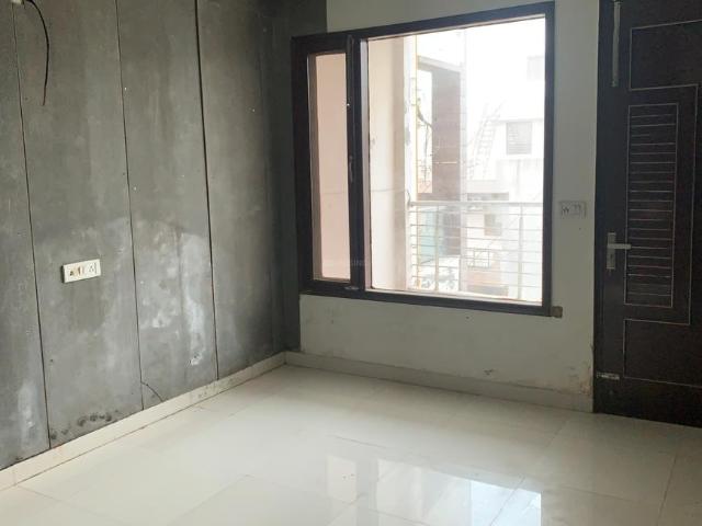3 BHK Independent Builder Floor in Model Town for rent Rohtak. The reference number is 20857032