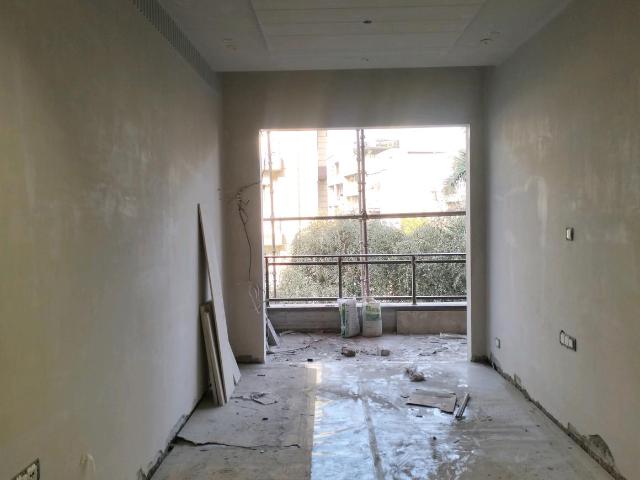 3 BHK Independent Builder Floor in Model Town for resale New Delhi. The reference number is 19444309