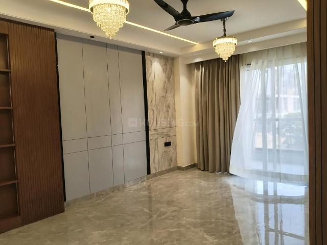 3 BHK Independent Builder Floor in Model Town for resale New Delhi. The reference number is 19501754