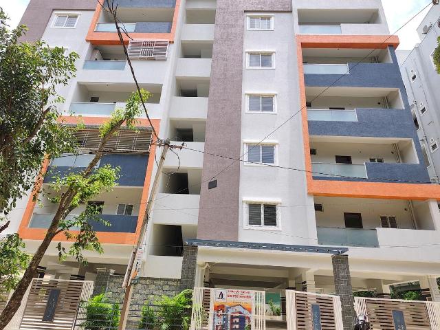 3 BHK Independent Builder Floor in Gopanapalli for resale Hyderabad. The reference number is 20773222