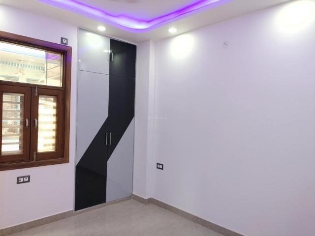 3 BHK Independent Builder Floor in Sector 15 Dwarka for resale New Delhi. The reference number is 20262651