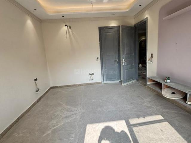 3 BHK Independent Builder Floor in Naraina for resale New Delhi. The reference number is 18912341
