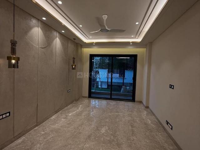 3 BHK Independent Builder Floor in Naraina for resale New Delhi. The reference number is 20299980