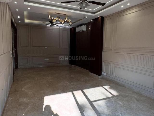 3 BHK Independent Builder Floor in Naraina for resale New Delhi. The reference number is 20300185