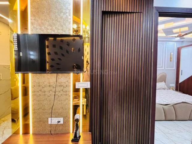 3 BHK Independent Builder Floor in Dwarka Mor for rent New Delhi. The reference number is 20224077