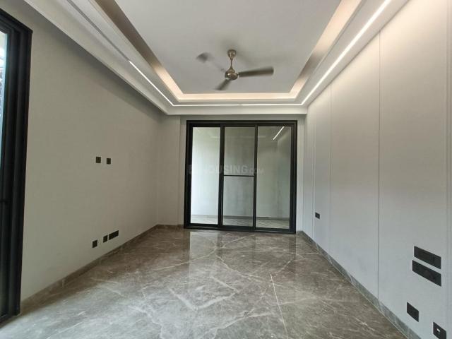 3 BHK Independent Builder Floor in Navjeevan Vihar for resale New Delhi. The reference number is 20569447