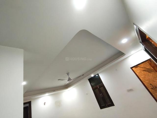 3 BHK Independent Builder Floor in New Ashok Nagar for resale New Delhi. The reference number is 20245294