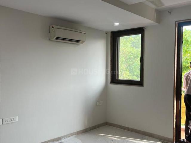 3 BHK Independent Builder Floor in New Rajinder Nagar for rent New Delhi. The reference number is 19989358