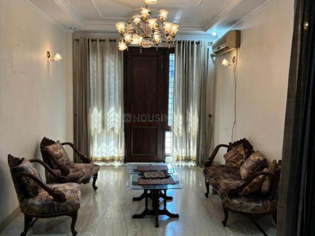 3 BHK Independent Builder Floor in New Rajinder Nagar for rent New Delhi. The reference number is 20059931