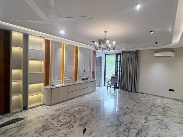 3 BHK Independent Builder Floor in Anand Vihar for rent New Delhi. The reference number is 20005282