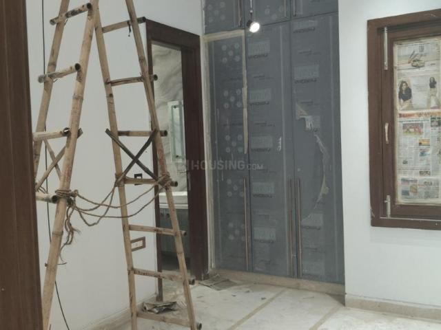 3 BHK Independent Builder Floor in Anand Vihar for resale New Delhi. The reference number is 20328923