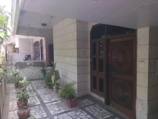 3 BHK Independent Builder Floor in Anand Vihar for resale New Delhi. The reference number is 20470733