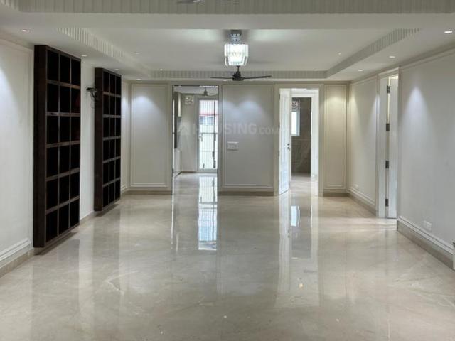 3 BHK Independent Builder Floor in Anand Vihar for resale New Delhi. The reference number is 20792904