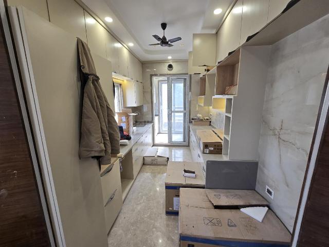 3 BHK Independent Builder Floor in Ashok Vihar for resale New Delhi. The reference number is 19221858