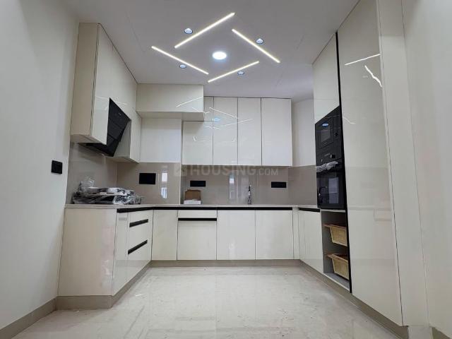 3 BHK Independent Builder Floor in Ashok Vihar for resale New Delhi. The reference number is 19877598