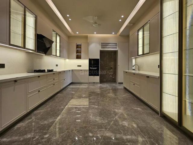 3 BHK Independent Builder Floor in Ashok Vihar for resale New Delhi. The reference number is 20830730