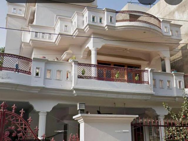 3 BHK Independent Builder Floor in Ashiyana for rent Lucknow. The reference number is 20539409