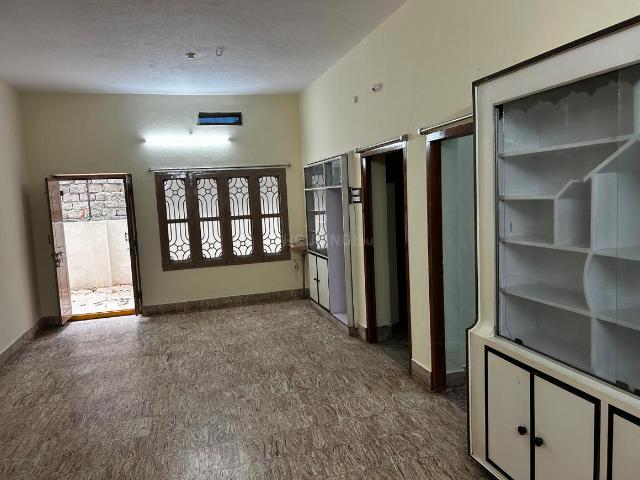 3 BHK Independent Builder Floor in Benz Circle for rent Vijayawada. The reference number is 18780267