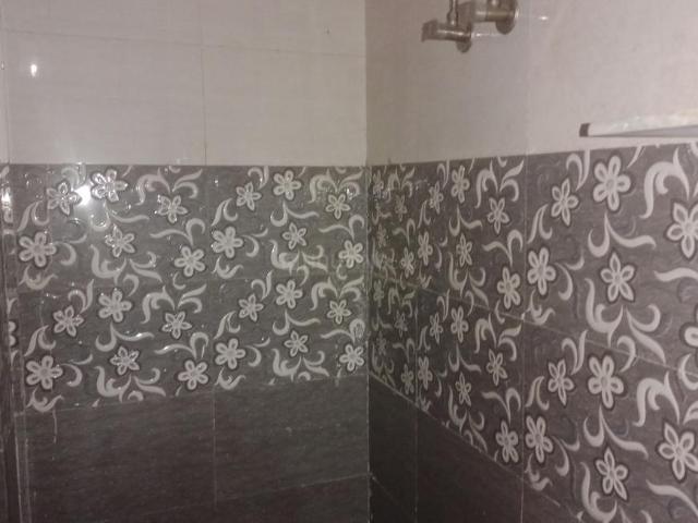 3 BHK Independent Builder Floor in Bharat Vihar for rent New Delhi. The reference number is 20354353
