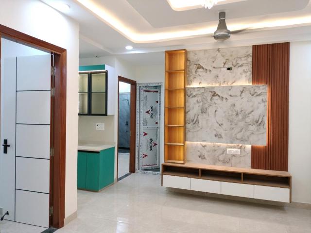 3 BHK Independent Builder Floor in Raju Parak Extension for resale New Delhi. The reference number is 20053886