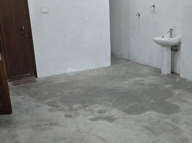 3 BHK Independent Builder Floor in Chetganj for rent Varanasi. The reference number is 20146551