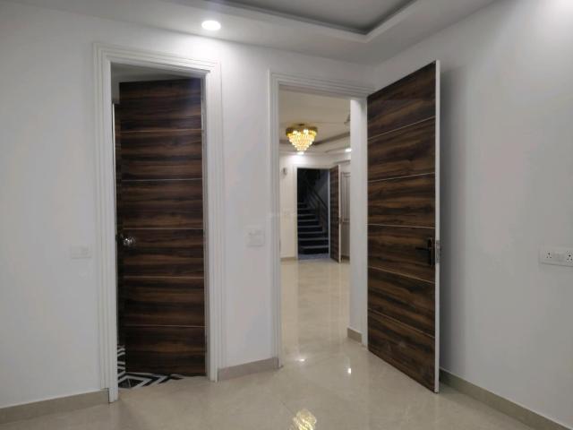 3 BHK Independent Builder Floor in Chhattarpur for resale New Delhi. The reference number is 20753504