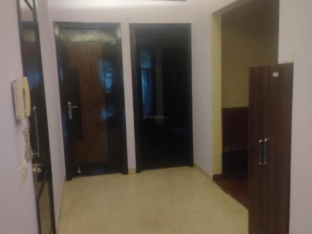 3 BHK Independent Builder Floor in Chittaranjan Park for rent New Delhi. The reference number is 10668884