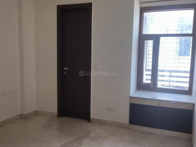 3 BHK Independent Builder Floor in Chittaranjan Park for rent New Delhi. The reference number is 20126143