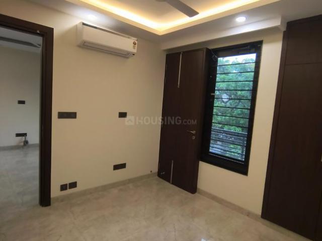 3 BHK Independent Builder Floor in Chittaranjan Park for rent New Delhi. The reference number is 20692445
