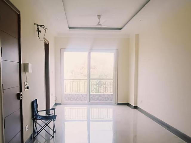 3 BHK Independent Builder Floor in Chittaranjan Park for resale New Delhi. The reference number is 19781355