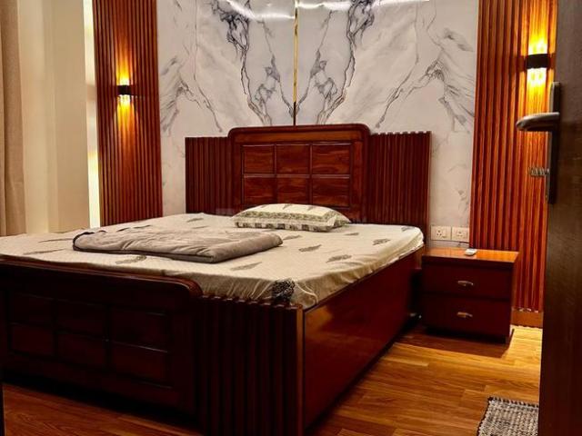 3 BHK Independent Builder Floor in Chittaranjan Park for resale New Delhi. The reference number is 20854613