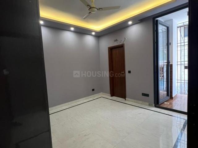 3 BHK Independent Builder Floor in Chittaranjan Park for resale New Delhi. The reference number is 20943704