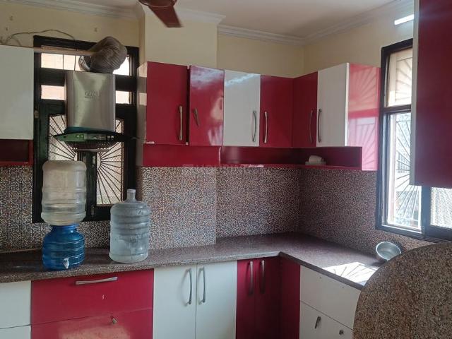 3 BHK Independent Builder Floor in Dwarka Mor for rent New Delhi. The reference number is 19281717