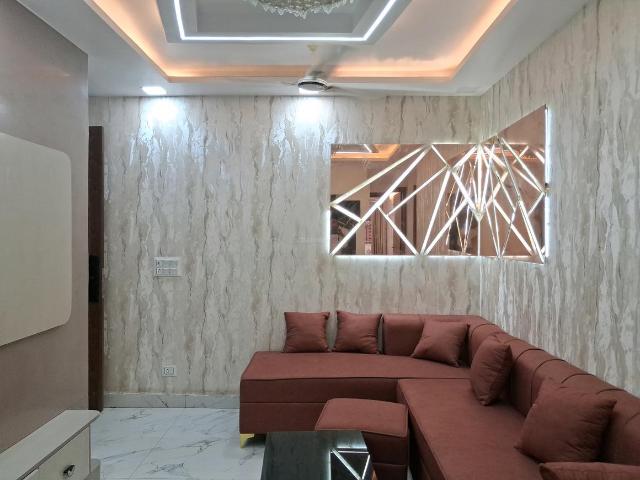 3 BHK Independent Builder Floor in Dwarka Mor for rent New Delhi. The reference number is 20541626